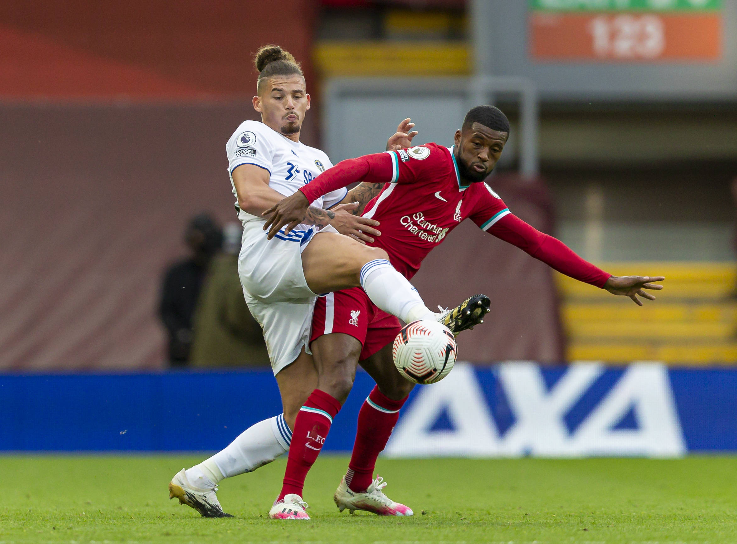 在这场焦点 在这场焦点